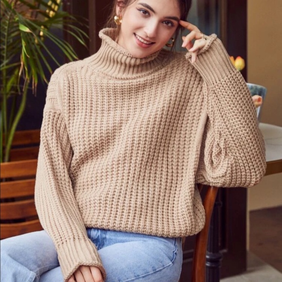 Cozy Turtleneck Knit Sweater Tan Oversized - Picture 3 of 3